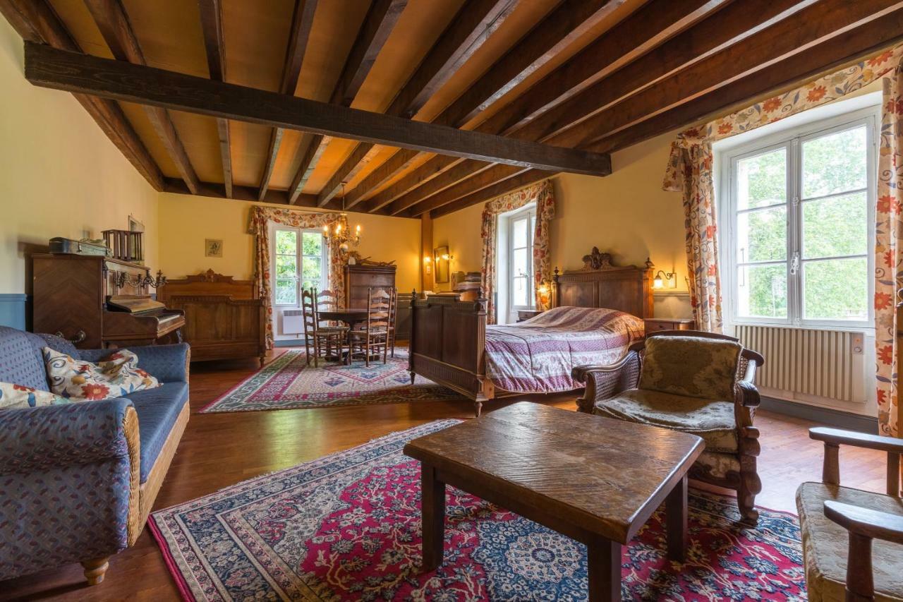 Domaine De L'Amiral Bed & Breakfast Saint-Laurent-du-Pape Exterior photo